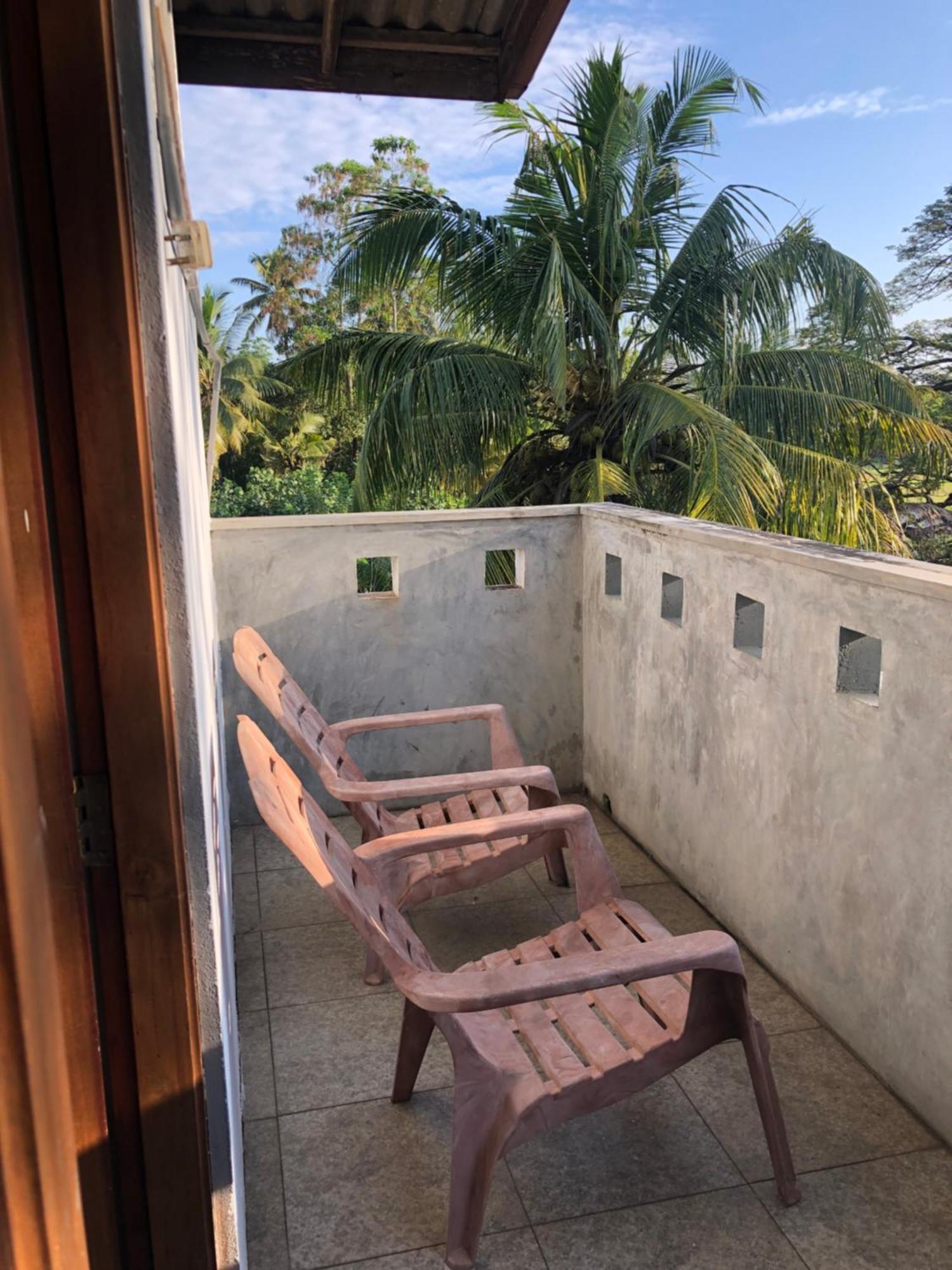 Senarathna Guest House เวลิกามา ภายนอก รูปภาพ