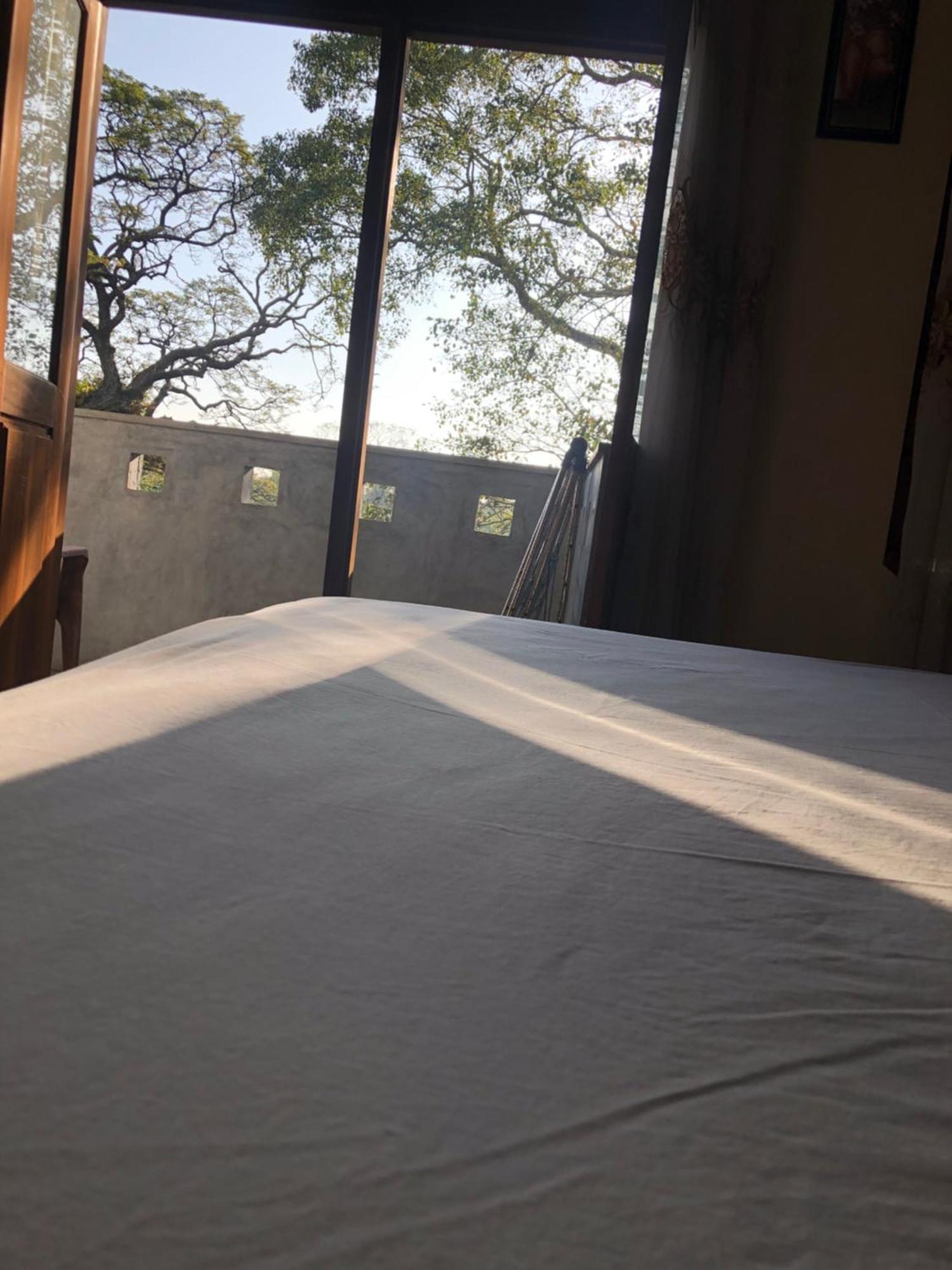 Senarathna Guest House เวลิกามา ภายนอก รูปภาพ