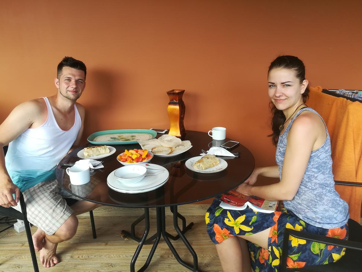 Senarathna Guest House เวลิกามา ภายนอก รูปภาพ