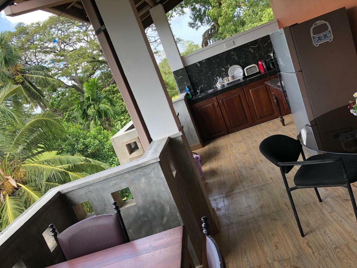 Senarathna Guest House เวลิกามา ภายนอก รูปภาพ